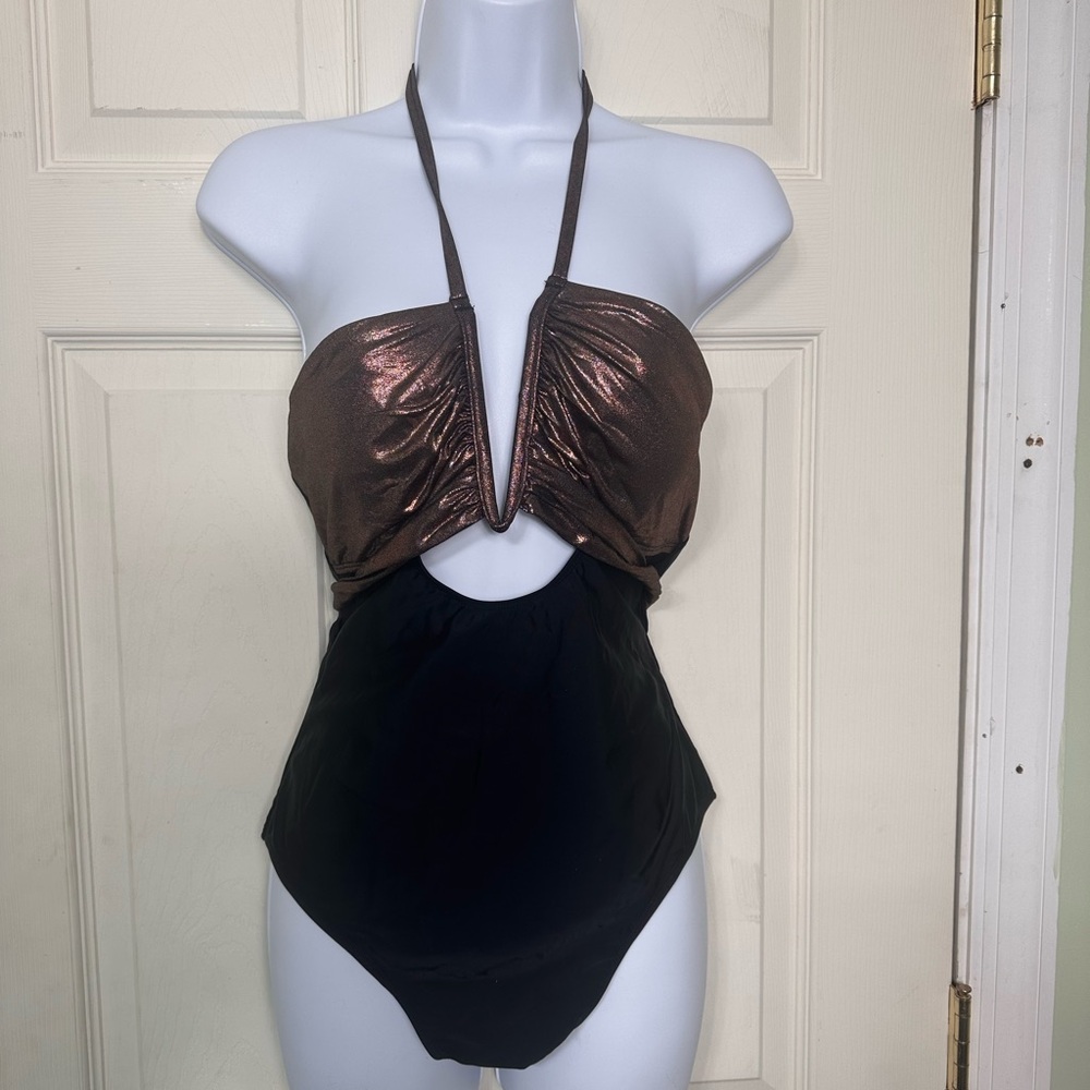 NWT‎ Cupshe 1 Piece Halter Golden Cutout Swimsuit Size M
